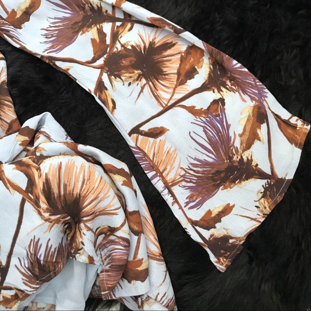 UO Kimchi Blue Bell Sleeve Dress - Picture 5 of 8